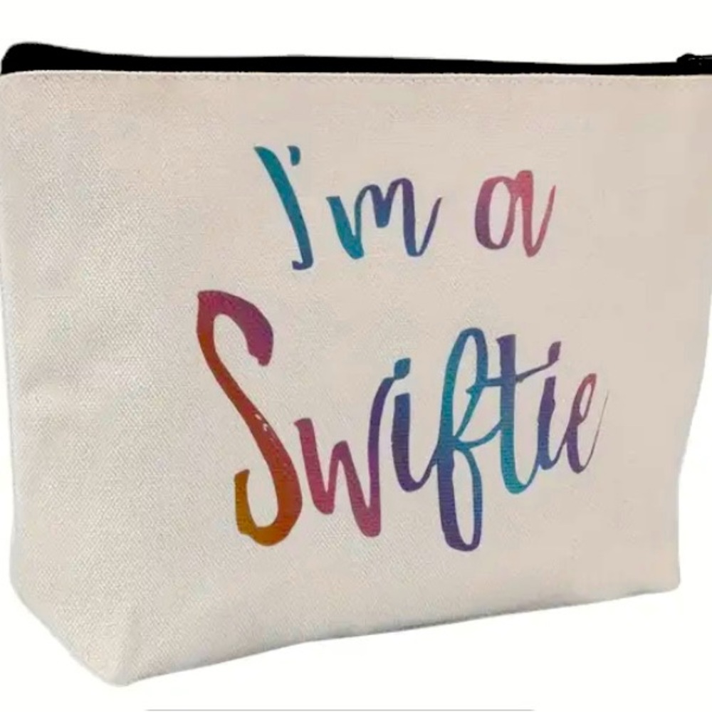 Taylor Swift Inspired Canvas Make Up Bag - I’m a Swiftie